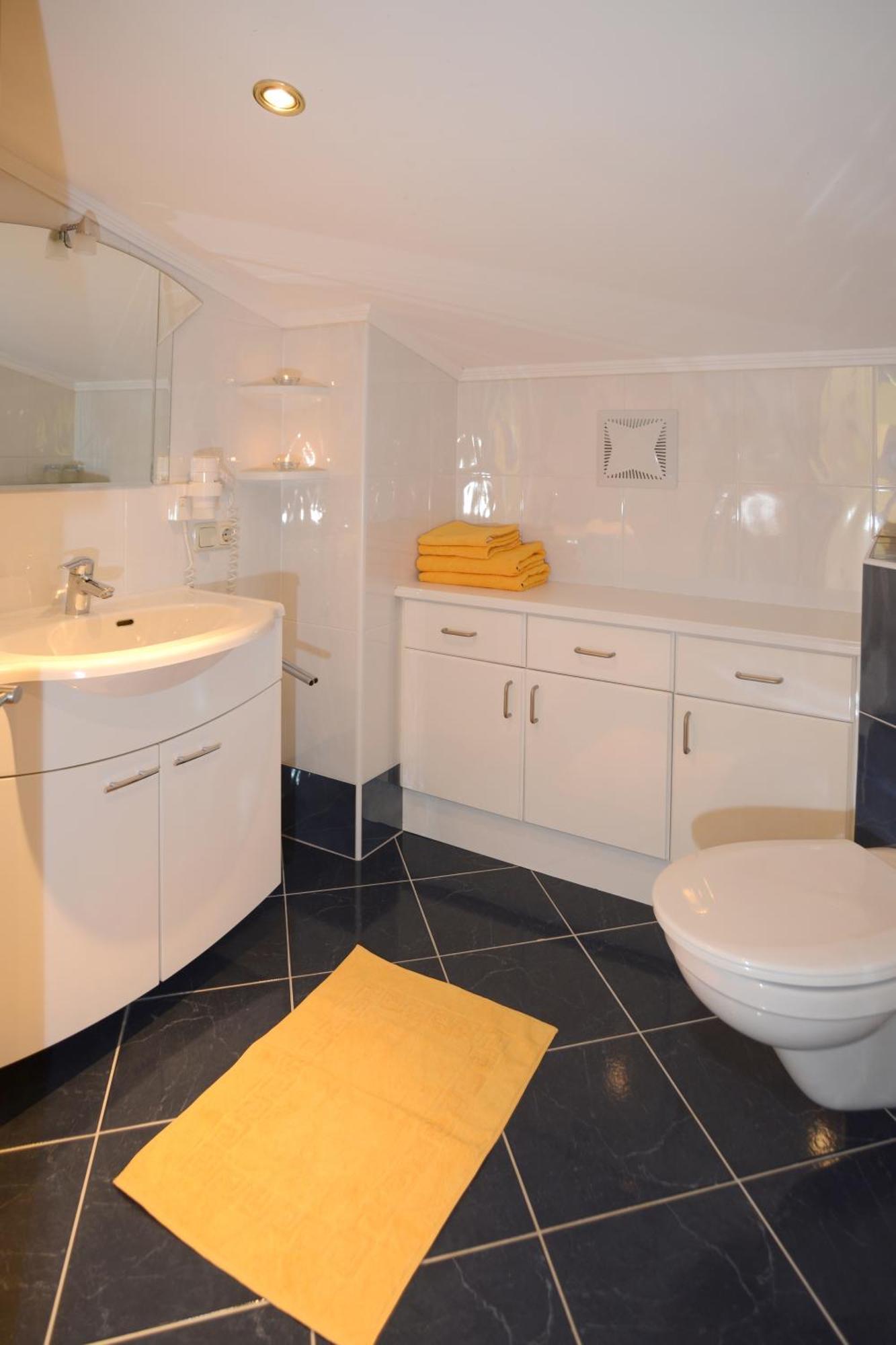 Apartments Tirolerhaus Кессен Номер фото