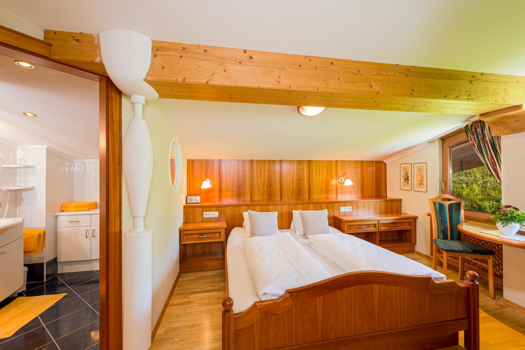 Apartments Tirolerhaus Кессен Номер фото