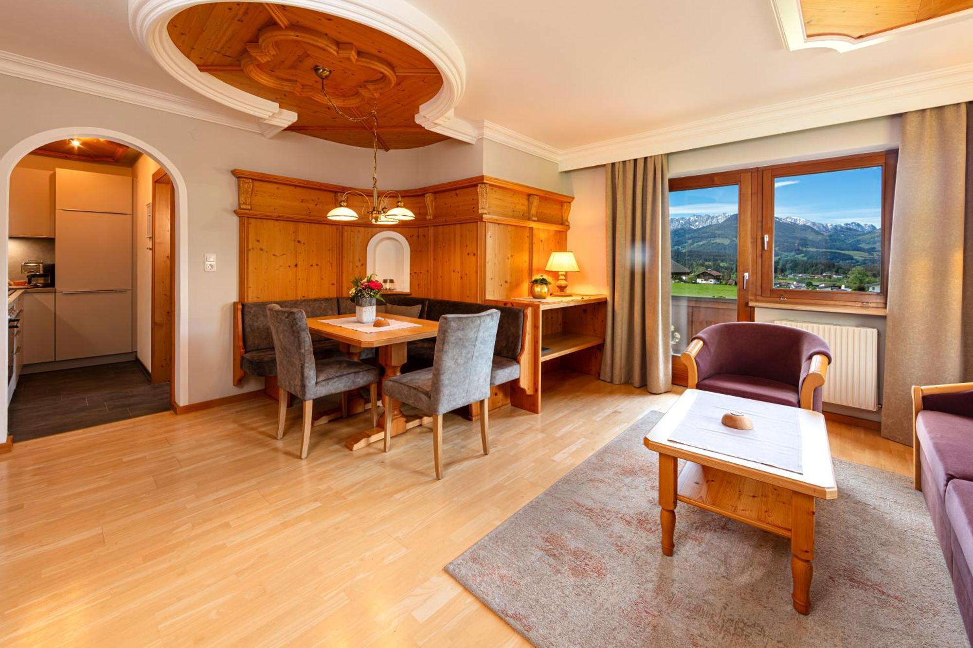 Apartments Tirolerhaus Кессен Екстер'єр фото